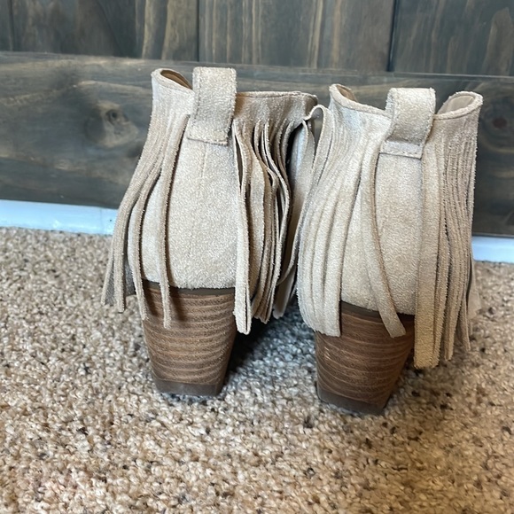 Coconuts by Matisse Tan Booties - Picture 3 of 6